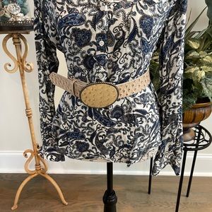 Tan leather belt with large buckle size L/XL never worn